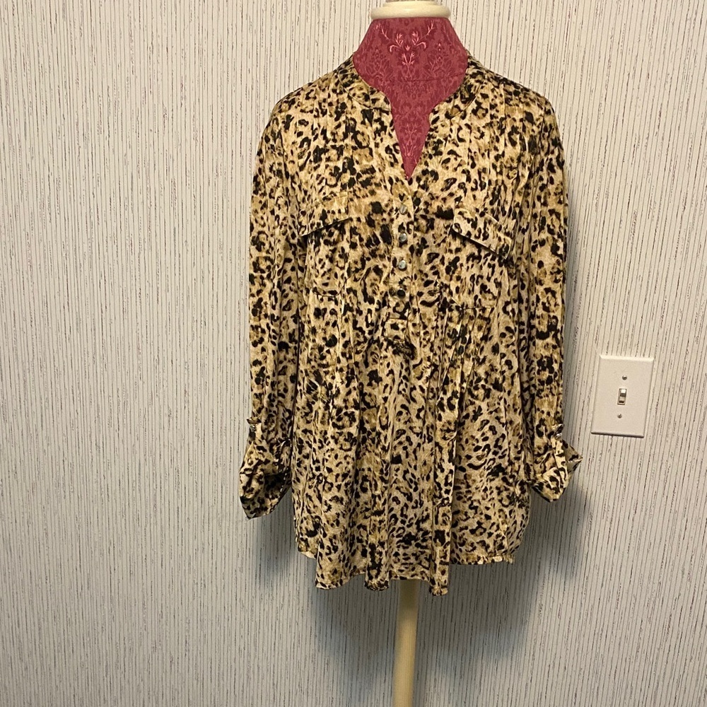 Women's Cocomo XL Leopard Print 3/4 Cuffed Sleeve Pleated Black & Brown Tunic